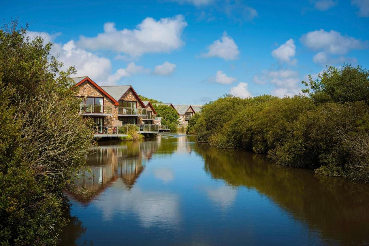 Retallack Resort & Spa Padstow Luaran gambar The River Dart at Bradley Woods