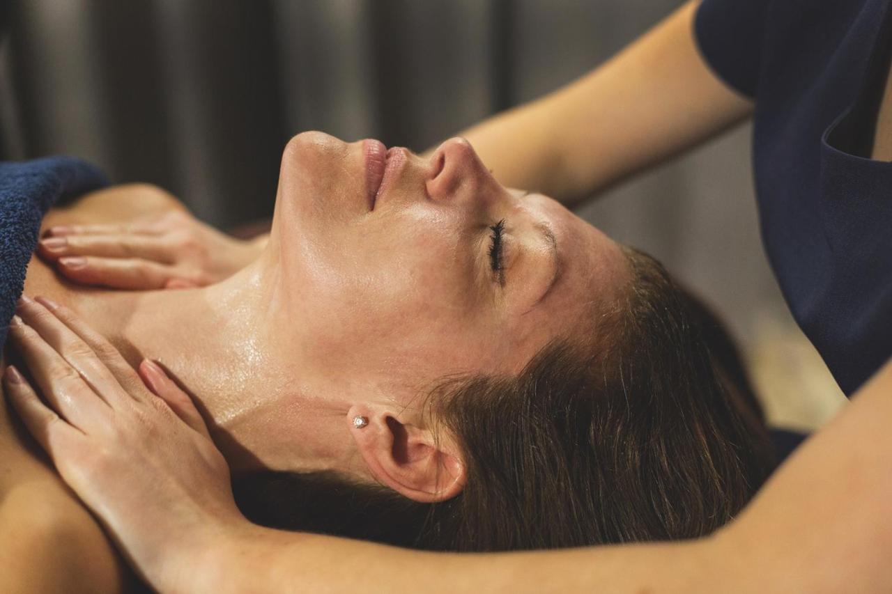Retallack Resort & Spa Padstow Luaran gambar Craniosacral therapy