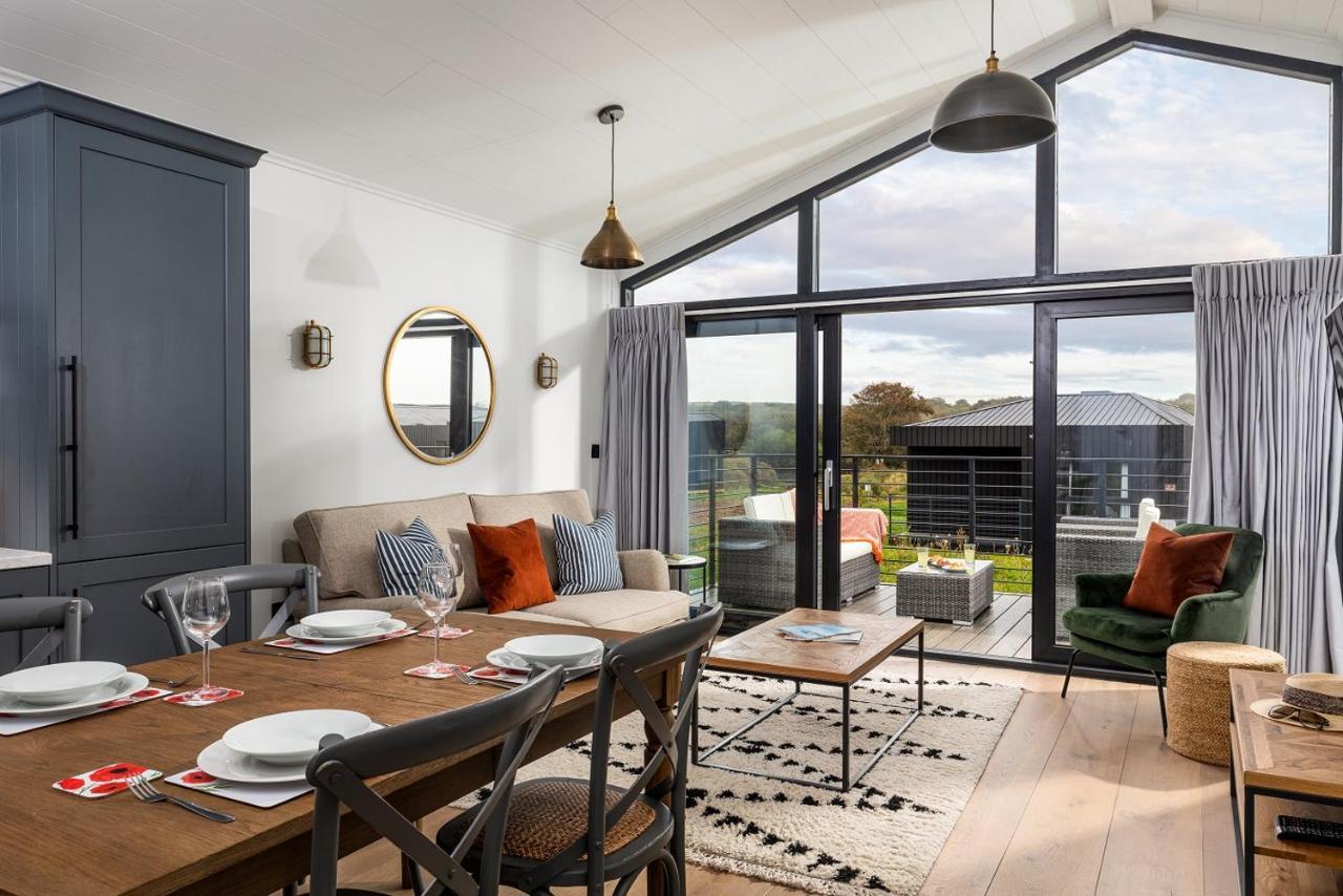 Retallack Resort & Spa Padstow Luaran gambar The interior of a typical home at the Park