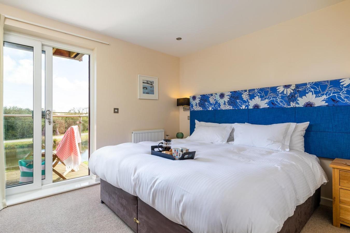 Retallack Resort & Spa Padstow Bilik gambar A bedroom at The Old Post Office